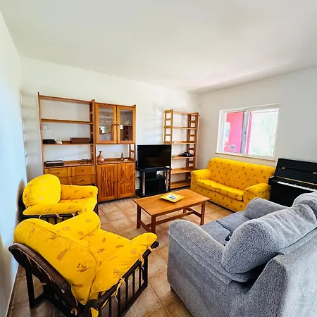 Casa Maria Holiday home *